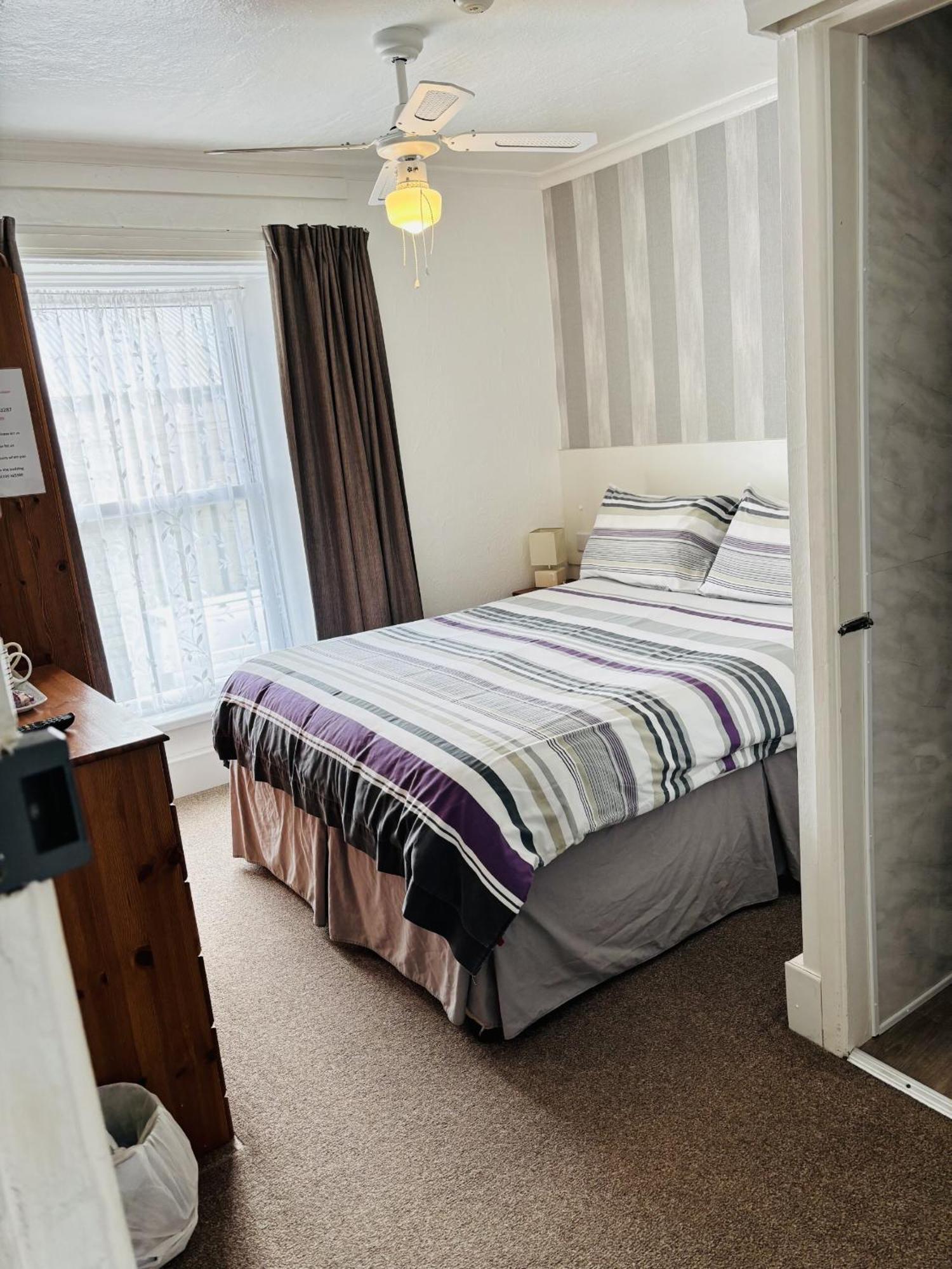Carnson House Bed & Breakfast Penzance Room photo